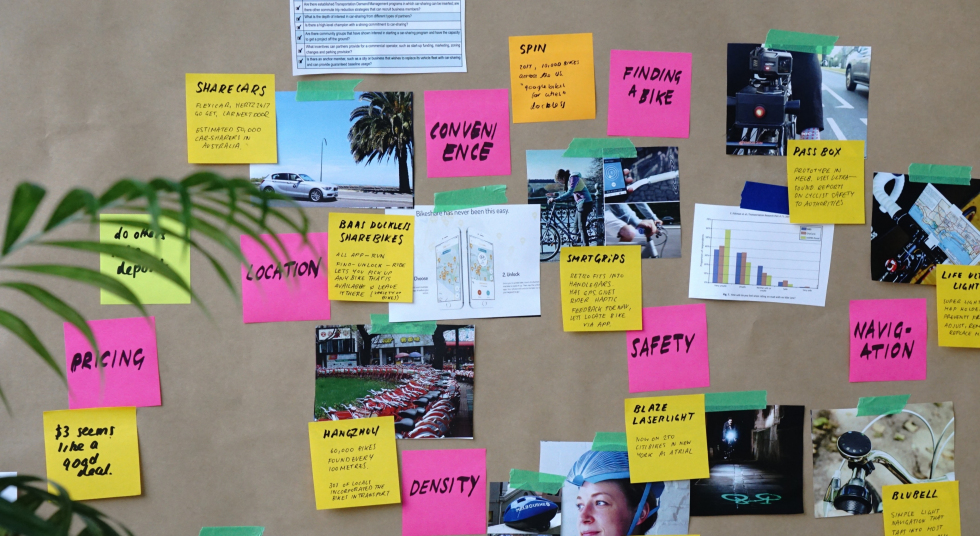 Sara OUAGUENOUNI communication créative